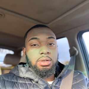 Meet your Posher, Devonte